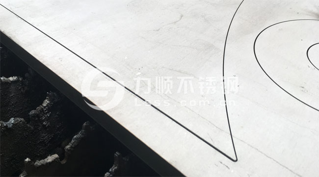 力順不銹鋼:激光切割厚板成品，受客戶好評(píng)